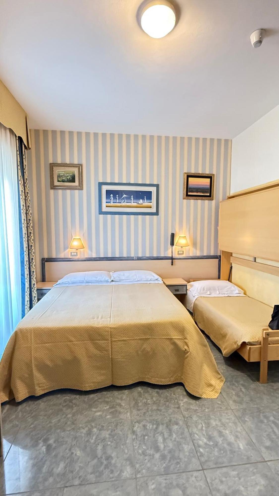 Hotel Ariella Milano Marittima Eksteriør bilde